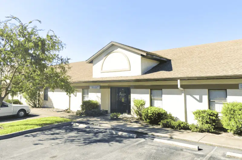 AllerVie Health Palm Coast clinic outside view. Allergists in Palm Coast, Florida.