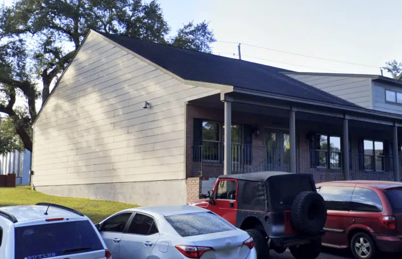 Outside building view of AllerVie Health's allergy and asthma clinic in Pensacola, Florida