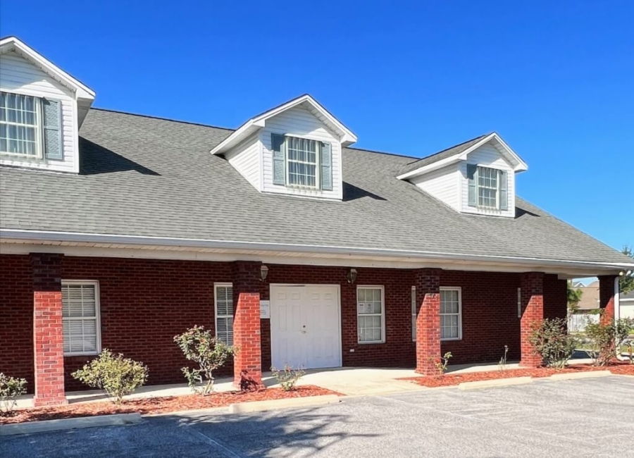 Exterior view of the AllerVie Destin, Florida clinic