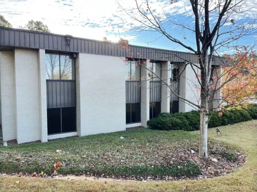 Exterior view of the AllerVie Health Hoover, Alabama clinic